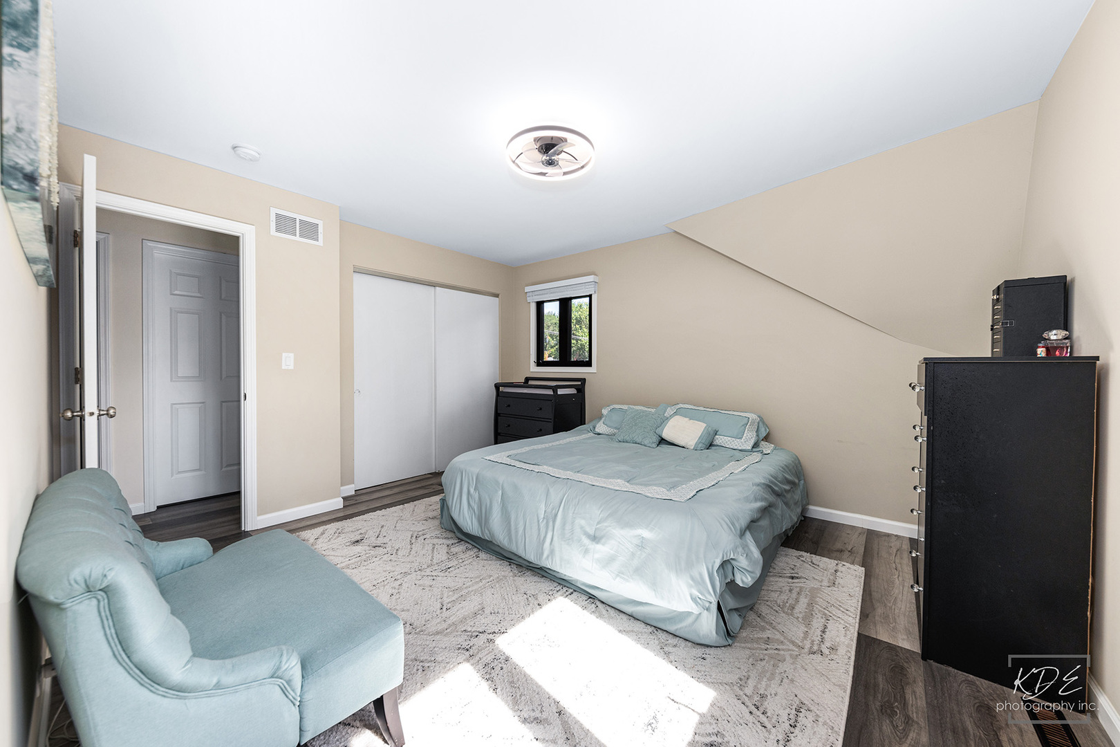 1244 Modaff Road Naperville, IL 60540 - Photo 7 of 19 a bedroom with a bed and a television
