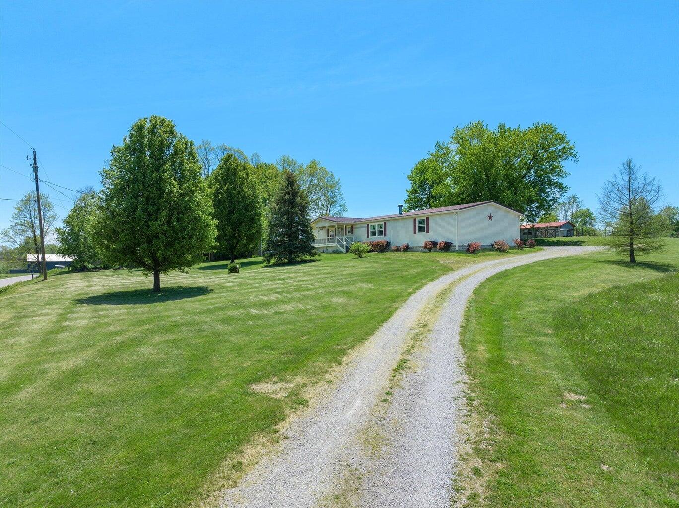 1078 Graves Road Stamping Ground, KY 40379 - Photo 1 of 42 20230507134927863416000000-o