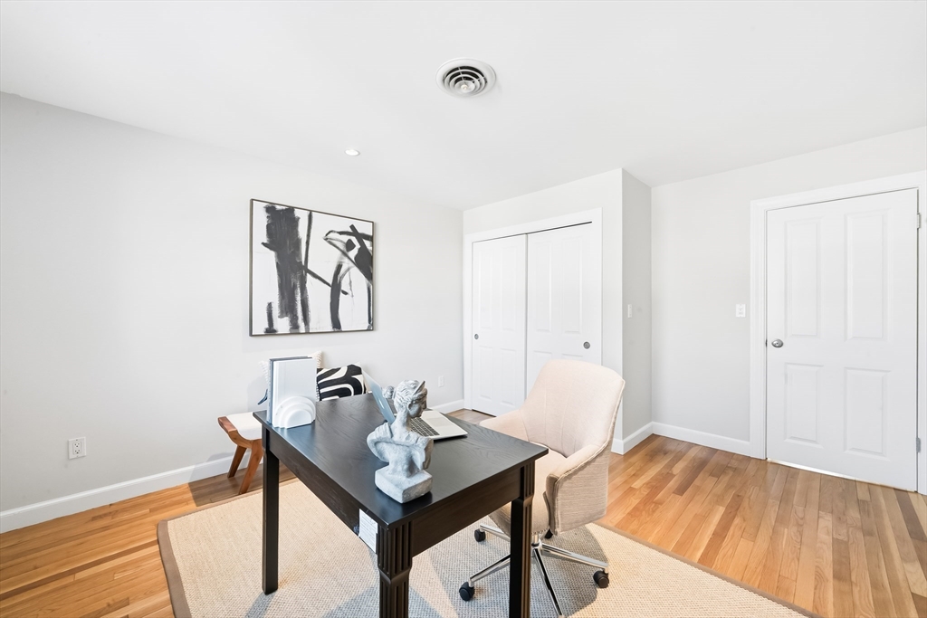 10 Trinity Road Winchester, MA 01890 - Photo 19 of 42