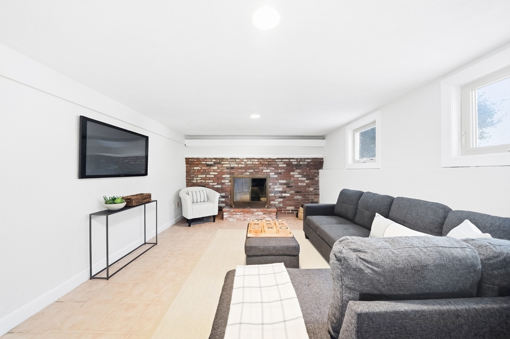 10 Trinity Road Winchester, MA 01890 - Photo 28 of 42