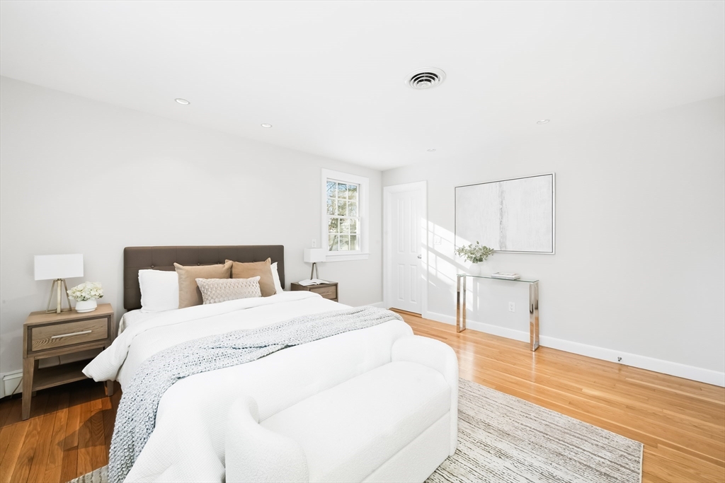 10 Trinity Road Winchester, MA 01890 - Photo 4 of 42