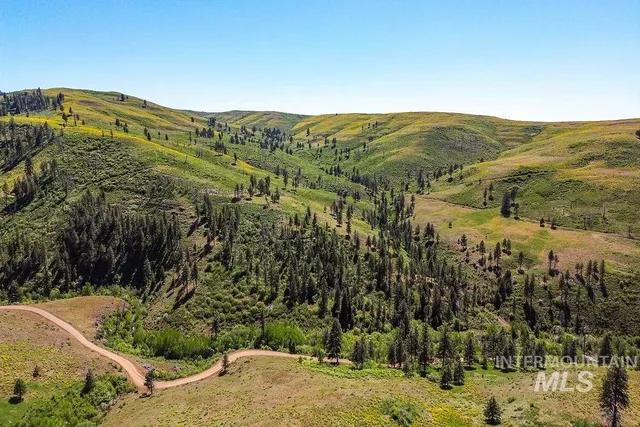 $625,000 | 255-ac Fall Creek Road, Council, ID 83612