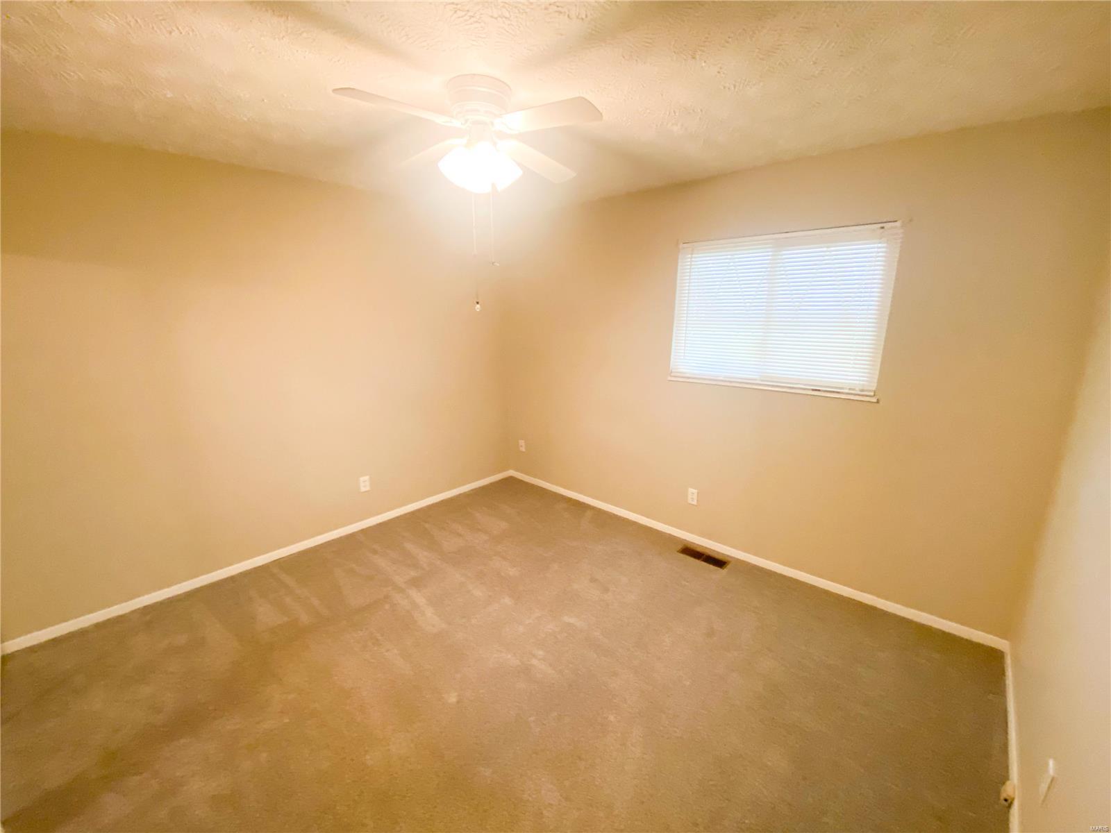 6008 Roach Road Godfrey, IL 62035 - Photo 14 of 24