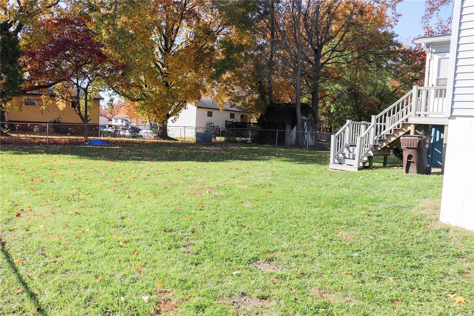 6008 Roach Road Godfrey, IL 62035 - Photo 6 of 24