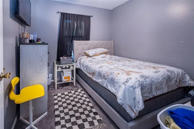 $160,000 | 11148 Spring Valley Road, Kansas City, MO 64134