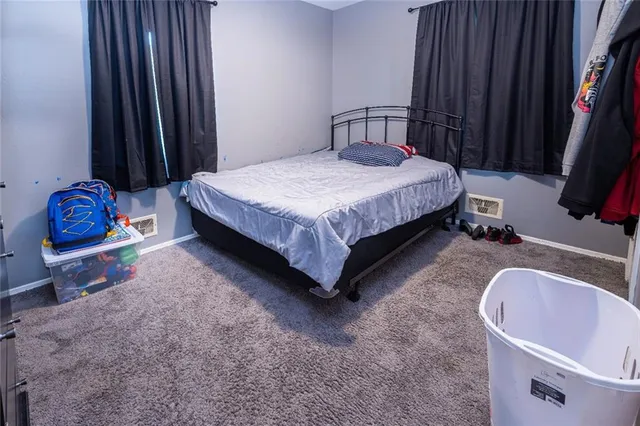 $160,000 | 11148 Spring Valley Road, Kansas City, MO 64134