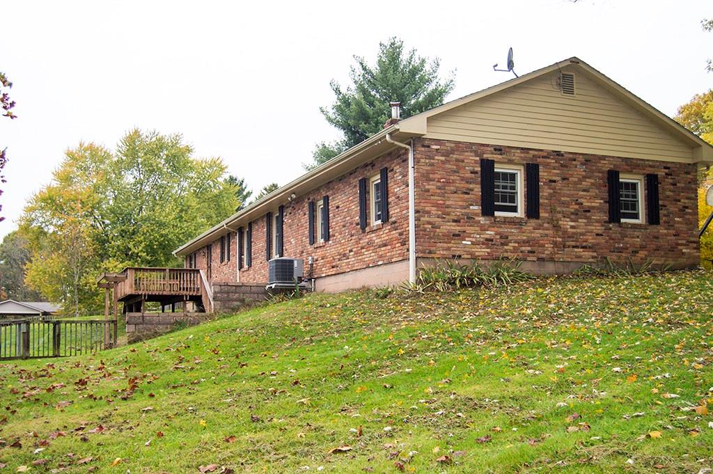 7911 West Georgetown Road Columbus, IN 47201 - Photo 11 of 14