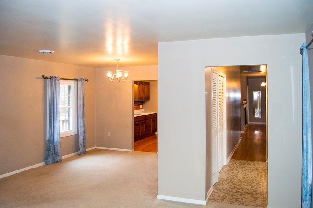 7911 West Georgetown Road Columbus, IN 47201 - Photo 5 of 14