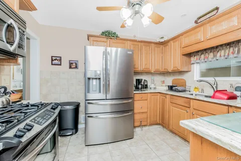$649,000 | 87 Etville Avenue, Yonkers, NY 10703