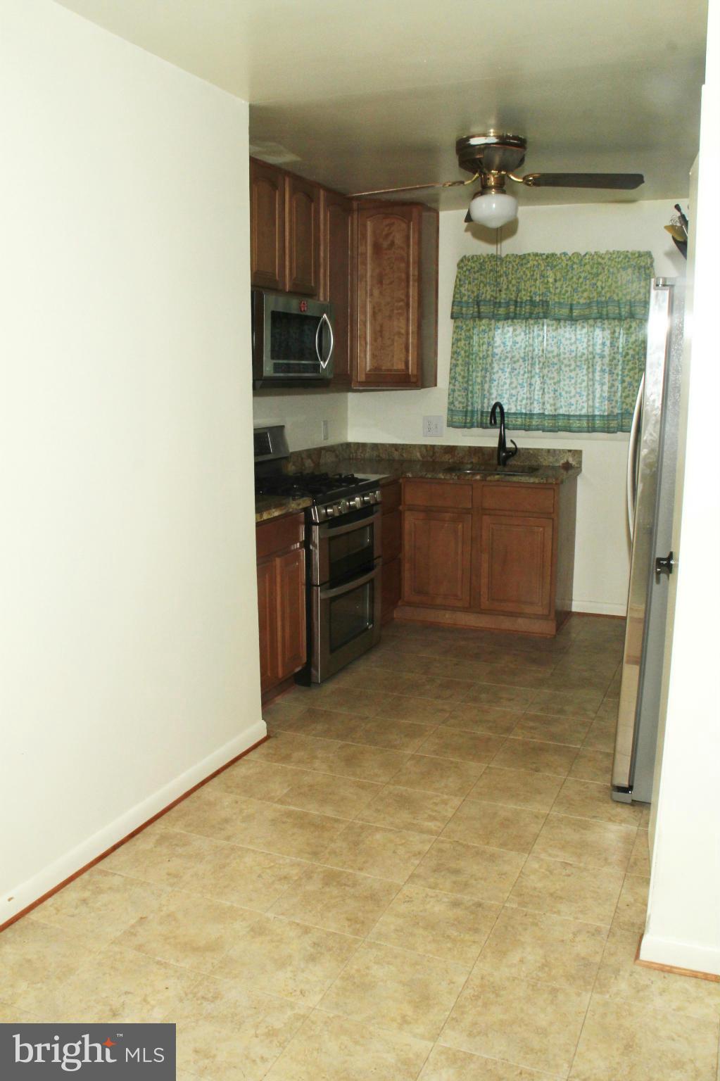 8500 Jenkins Road Pasadena, MD 21122 - Photo 12 of 25 Kitchen