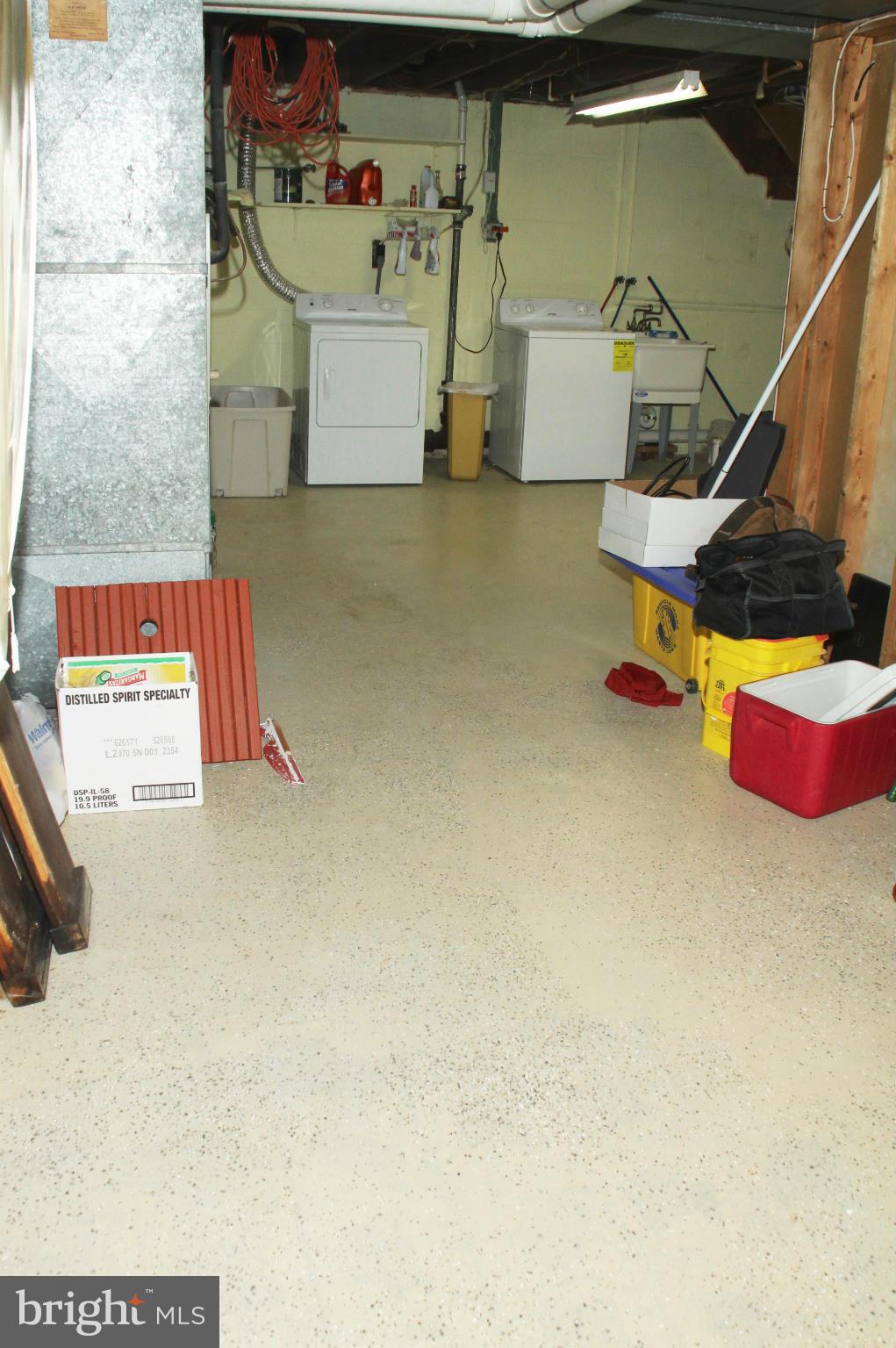 8500 Jenkins Road Pasadena, MD 21122 - Photo 17 of 25 Separate Laundry
