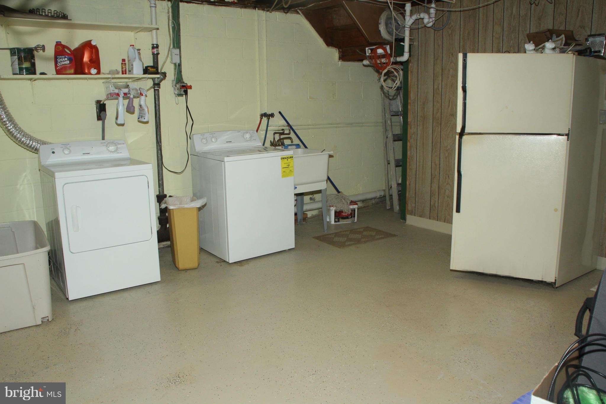 8500 Jenkins Road Pasadena, MD 21122 - Photo 20 of 25 Extra Refrigerator