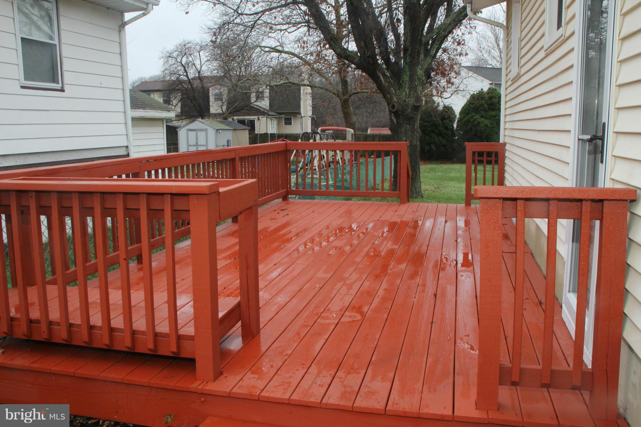 8500 Jenkins Road Pasadena, MD 21122 - Photo 21 of 25 Deck