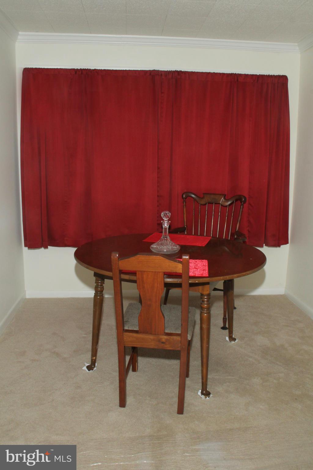 8500 Jenkins Road Pasadena, MD 21122 - Photo 7 of 25 Dining Room
