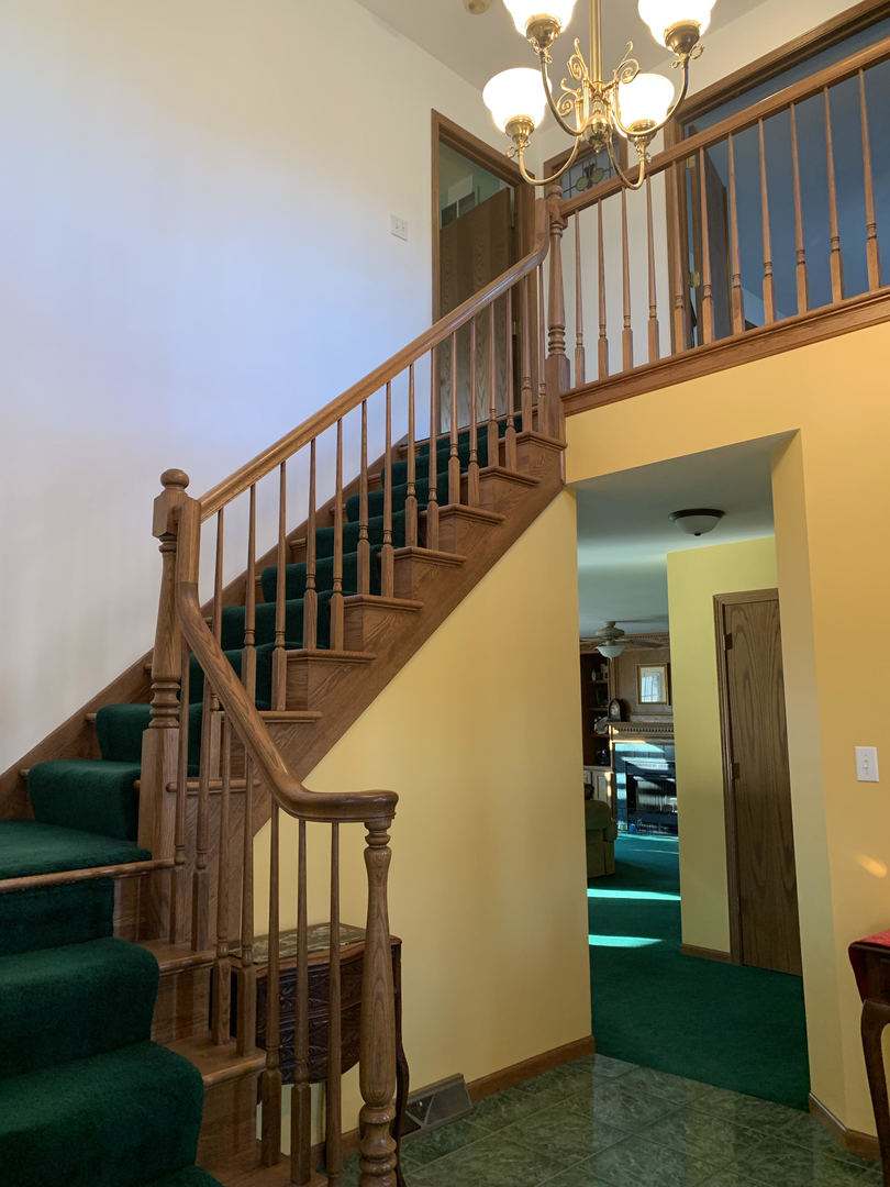 9811 Elizabeth Terrace Rochelle, IL 61068 - Photo 3 of 39