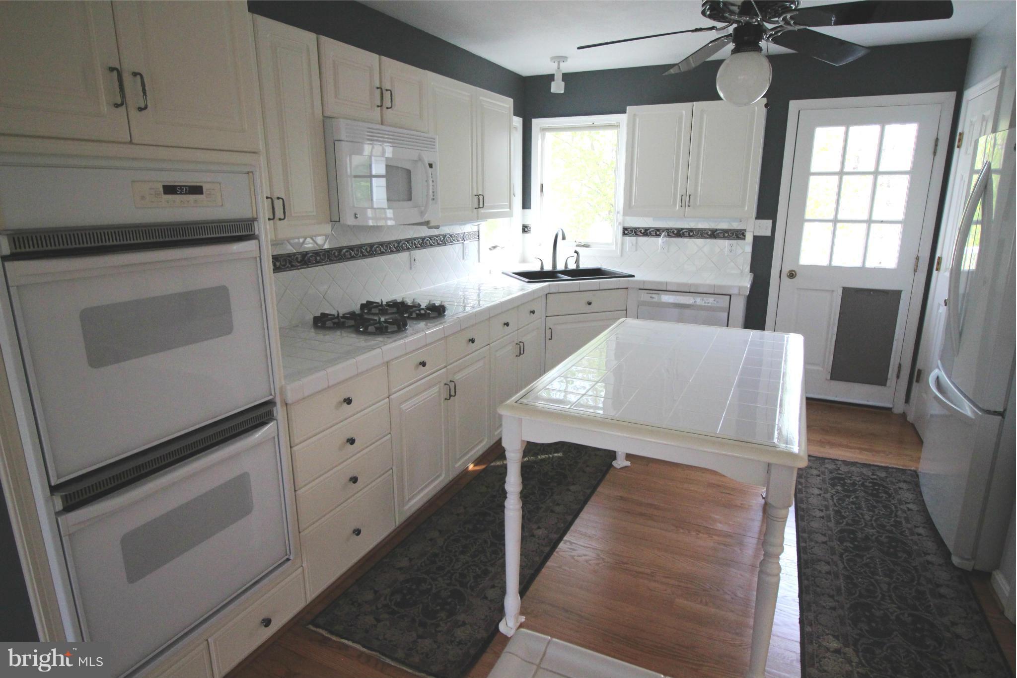 1293 Ridgeway Road Front Royal, VA 22630 - Photo 11 of 28 Kitchen