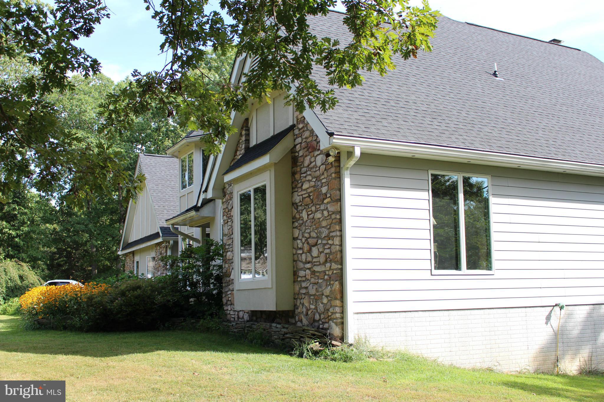 1293 Ridgeway Road Front Royal, VA 22630 - Photo 5 of 28 Exterior (General)