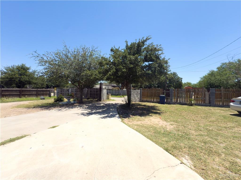 4810 Amber Street Mission, TX 78574 - Photo 6 of 24