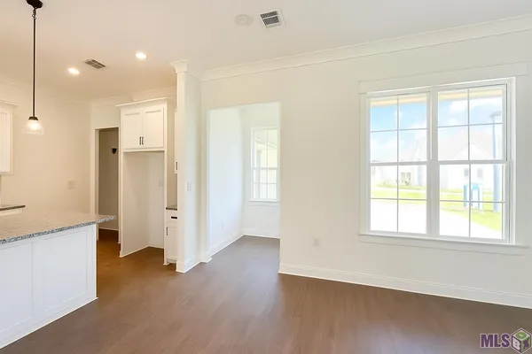 $388,800 | 18014 Sunfield Drive, Greenwell Springs, LA 70739