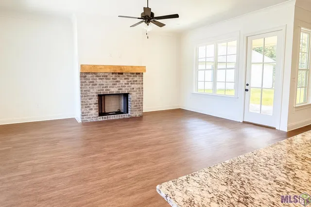 $399,800 | 18014 Sunfield Drive, Greenwell Springs, LA 70739