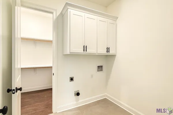 $388,800 | 18014 Sunfield Drive, Greenwell Springs, LA 70739