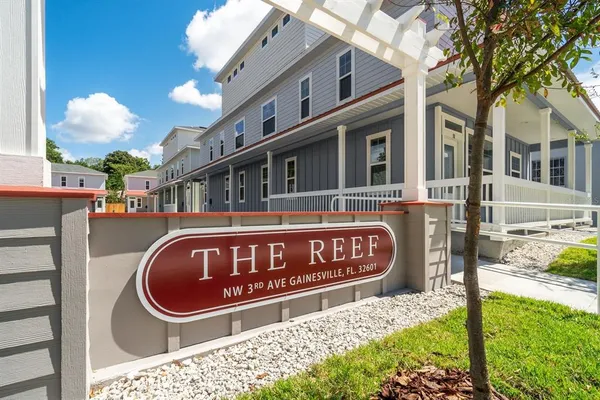 $3,025 | 622 Northwest 3rd Avenue, Unit 2, Gainesville, FL 32601