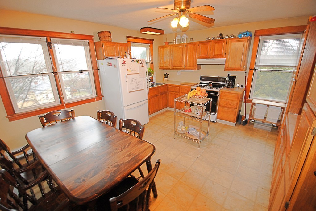 316 River Road Lincoln, RI 02865 - Photo 16 of 25