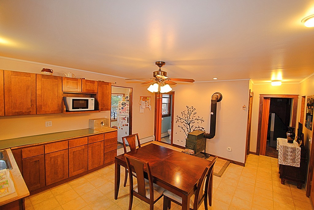 316 River Road Lincoln, RI 02865 - Photo 2 of 25