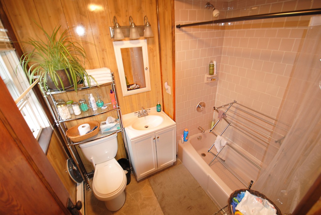 316 River Road Lincoln, RI 02865 - Photo 23 of 25