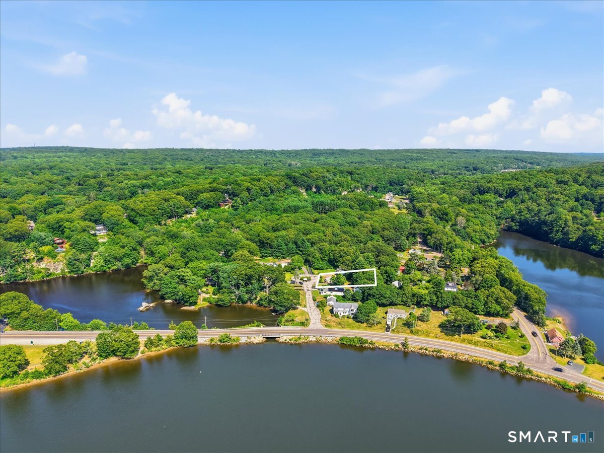 8 Mill Cove Road Ledyard, CT 06335 - Photo 11 of 31