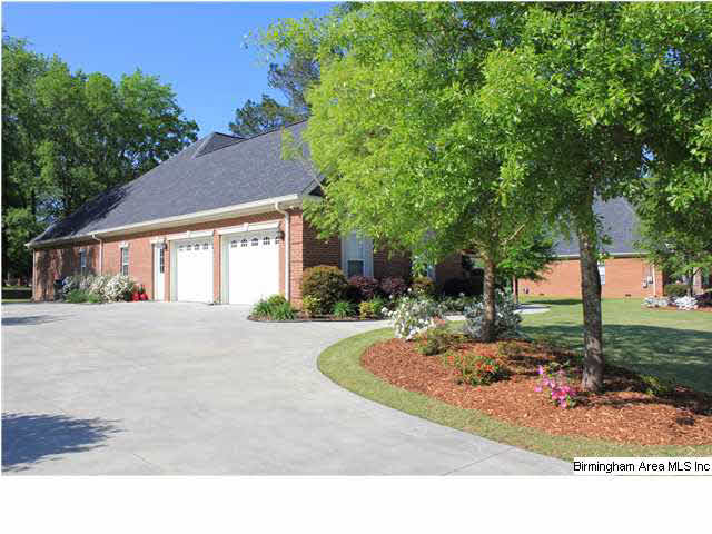 606 Almaroad Place Jacksonville, AL 36265 - Photo 29 of 32