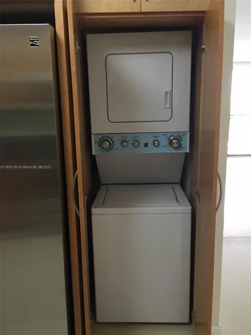 $499,000 | 1450 Brickell Bay Drive, Unit 311, Miami, FL 33131