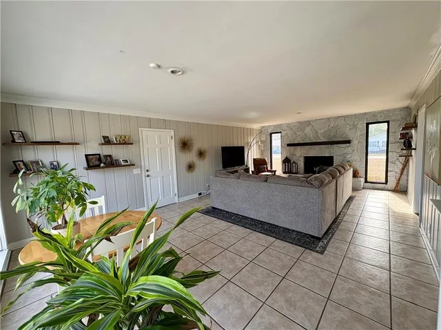 $313,000 | 605 East Walker Street, Douglas, GA 31533