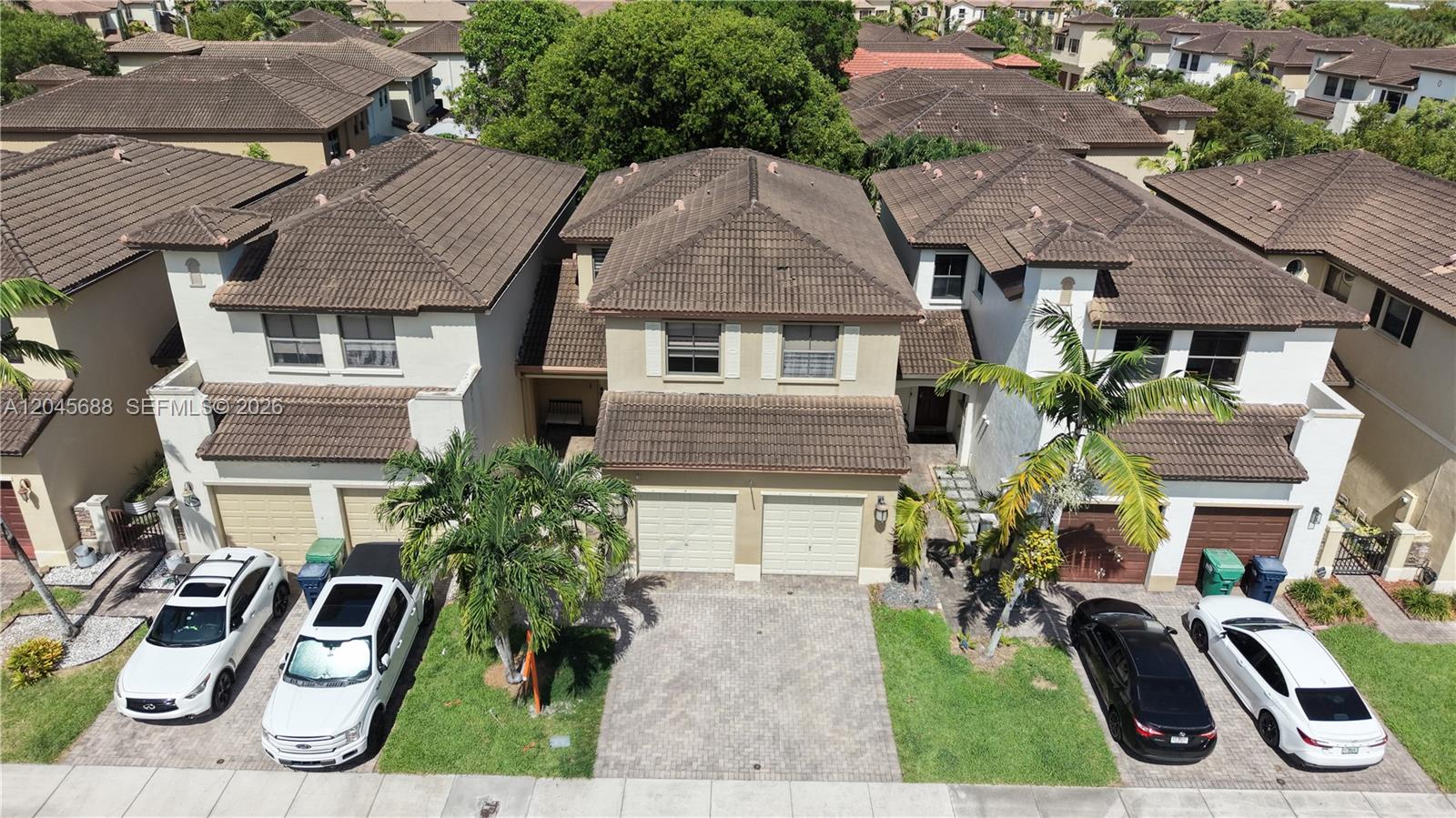22807 Southwest 89th Path Cutler Bay, FL 33190 - Photo 30 of 43