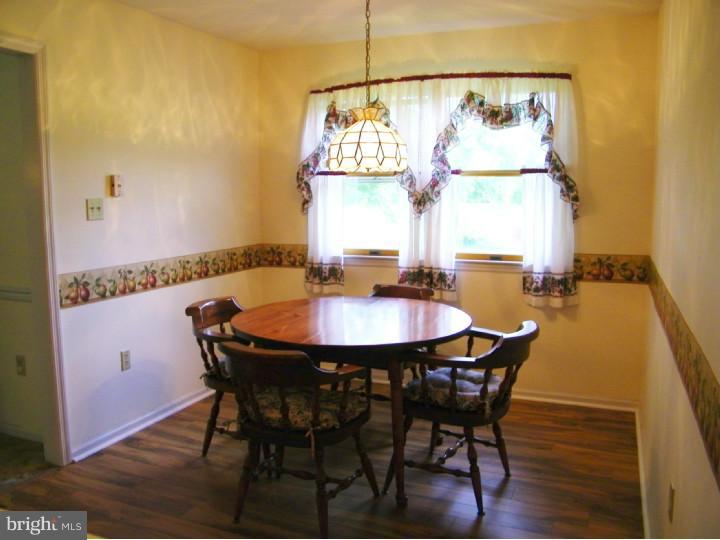 185 Hoch Road Oley, PA 19547 - Photo 6 of 15 Breakfast Room