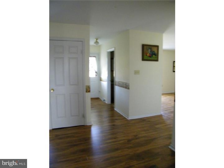 185 Hoch Road Oley, PA 19547 - Photo 7 of 15 Hallway