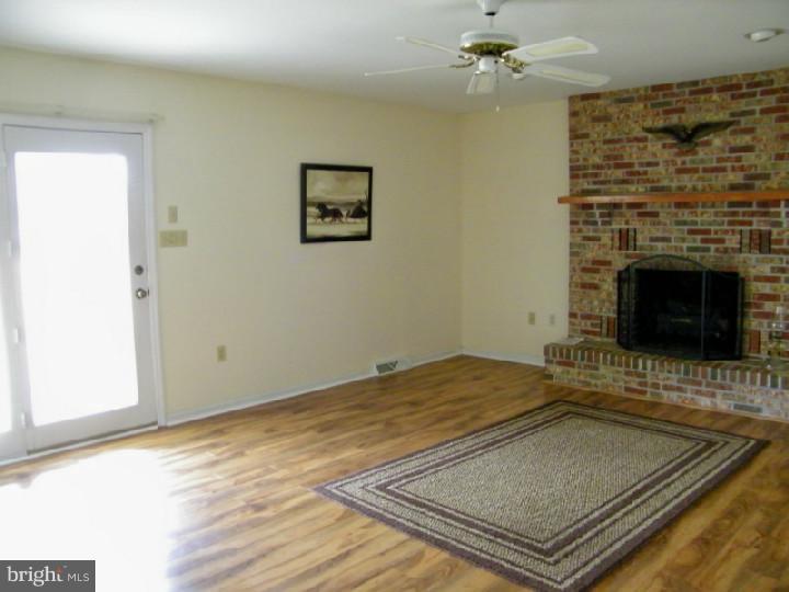 185 Hoch Road Oley, PA 19547 - Photo 9 of 15 Family Room