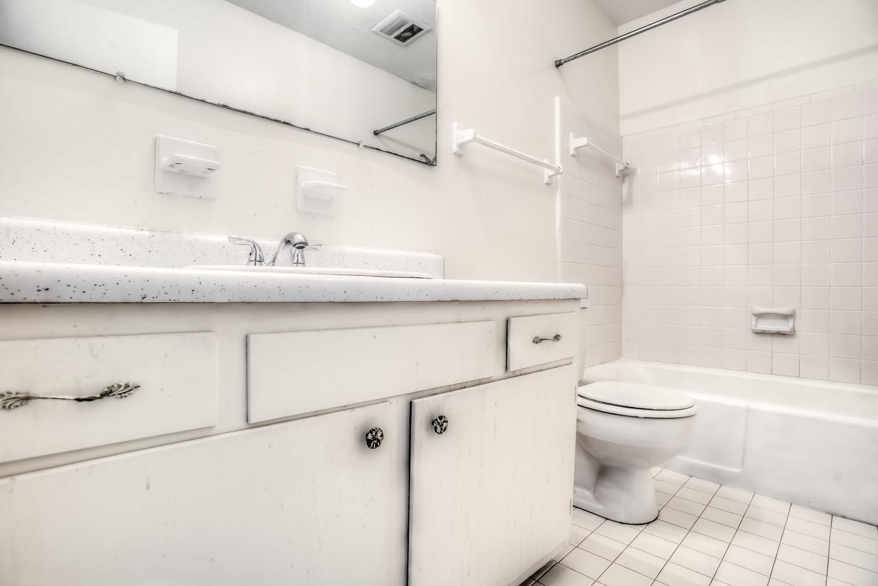 1438 North Meridian Road, Unit 3 Tallahassee, FL 32303 - Photo 12 of 25