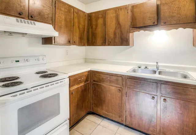 $1,100 | 1438 North Meridian Road, Unit 3, Tallahassee, FL 32303