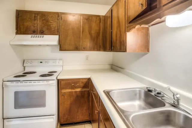 $1,100 | 1438 North Meridian Road, Unit 3, Tallahassee, FL 32303