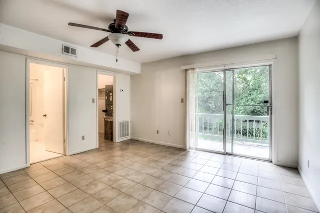 $1,100 | 1438 North Meridian Road, Unit 3, Tallahassee, FL 32303