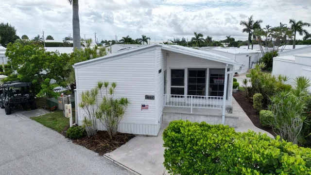 $449,900 | 207 North Heron Drive, Unit P, Briny Breezes, FL 33435