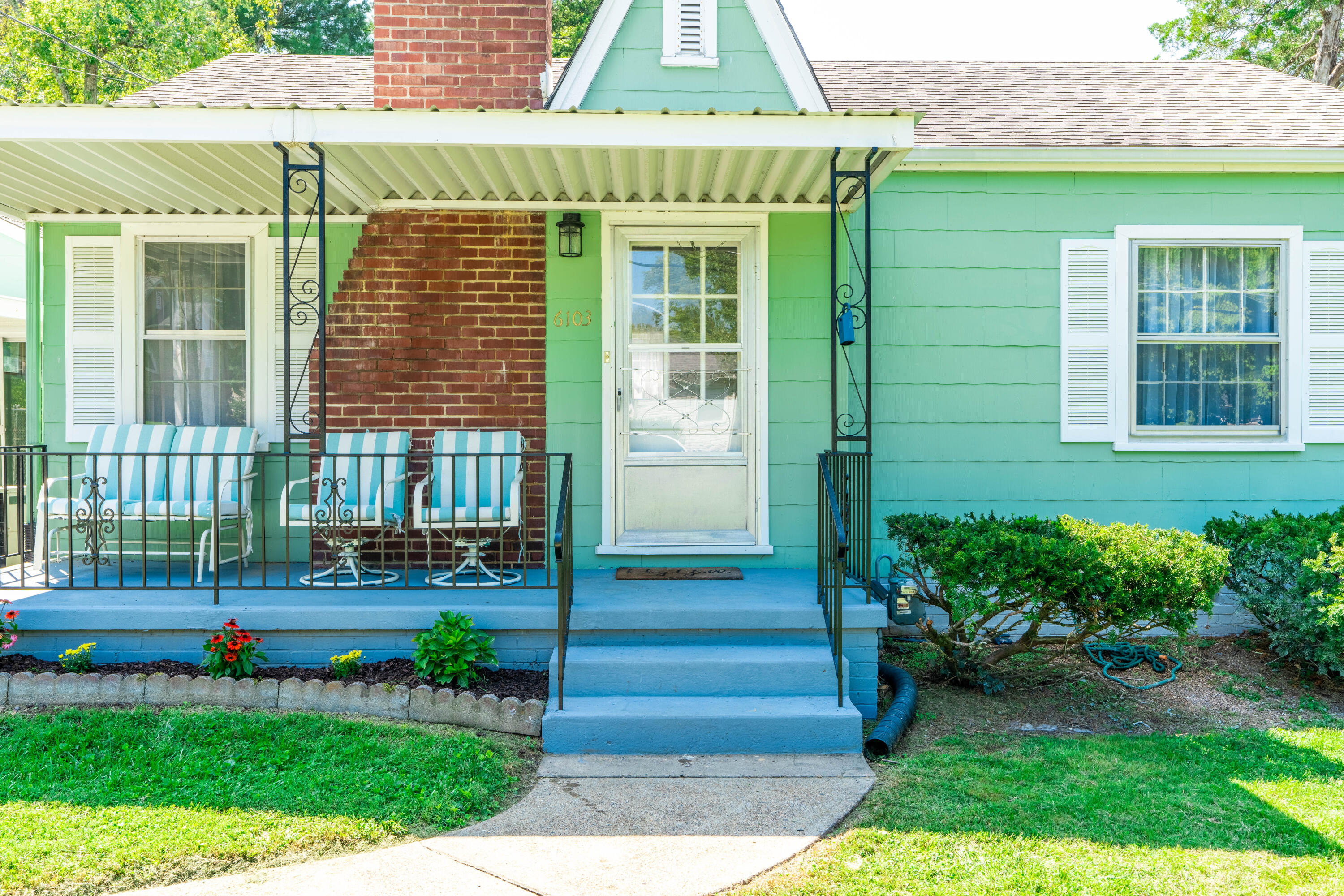 6103 Manchester Road Knoxville, TN 37920 - Photo 2 of 20 _CM22294-HDR