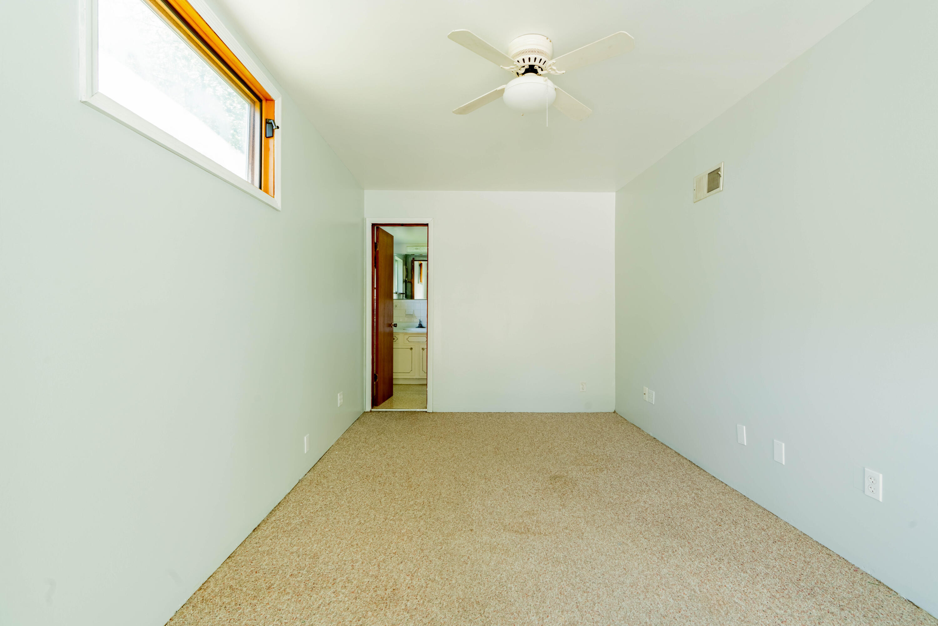 6103 Manchester Road Knoxville, TN 37920 - Photo 12 of 20 _CM22354-HDR