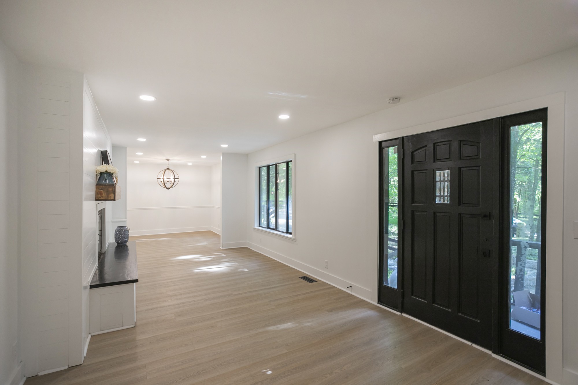5860 Cane Ridge Road Antioch, TN 37013 - Photo 6 of 46 a view of empty room with wooden floor and fan