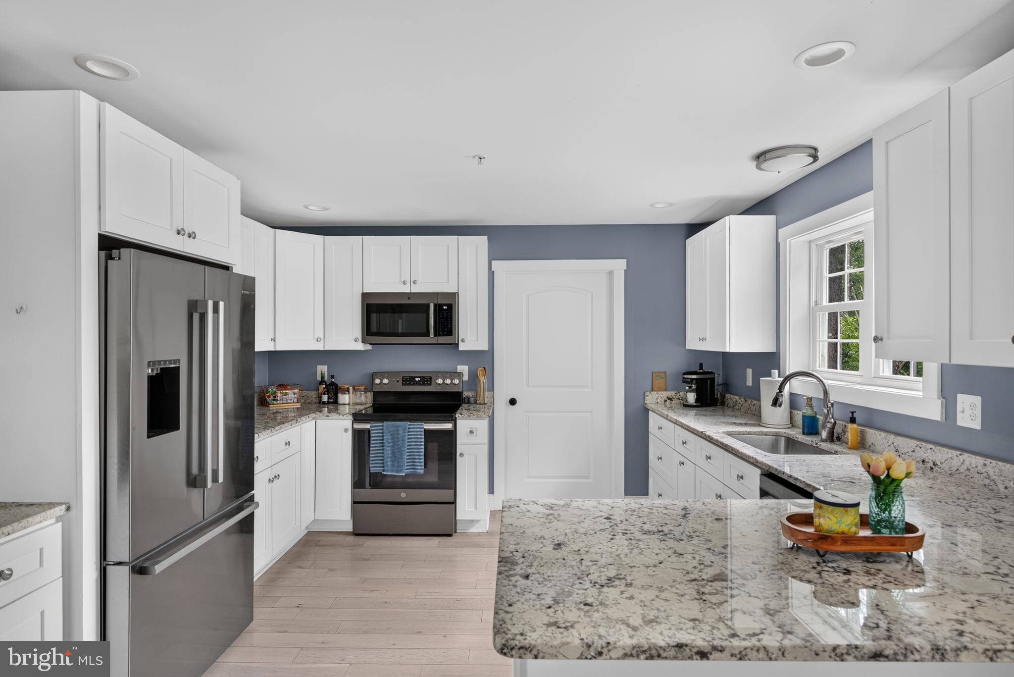 1216 Western Chapel Road New Windsor, MD 21776 - Photo 28 of 84 Stainless steel appliances and granite countertops