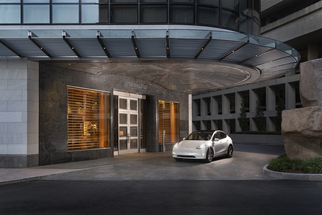 1 Dalton Street, Unit 5102 Boston, MA 02115 - Photo 25 of 27