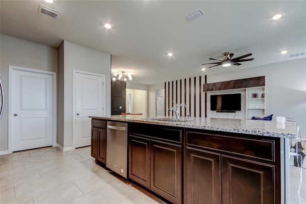 33888 Field Maple Loop Wesley Chapel, FL 33545 - Photo 21 of 58