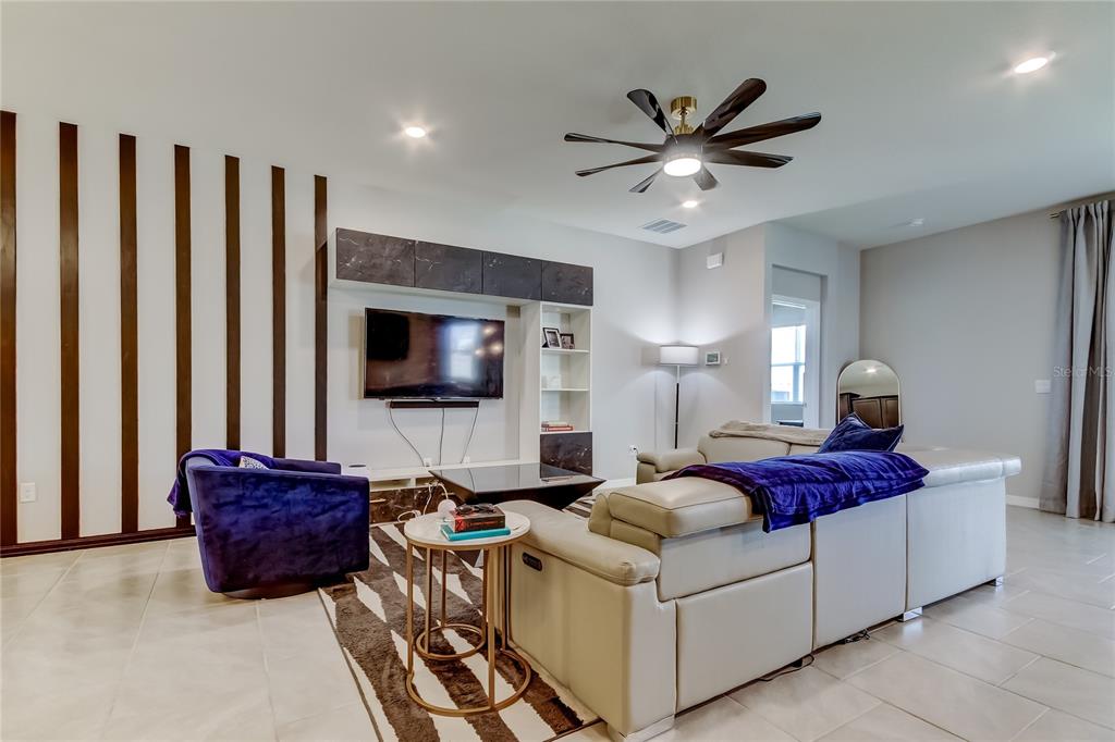 33888 Field Maple Loop Wesley Chapel, FL 33545 - Photo 8 of 58