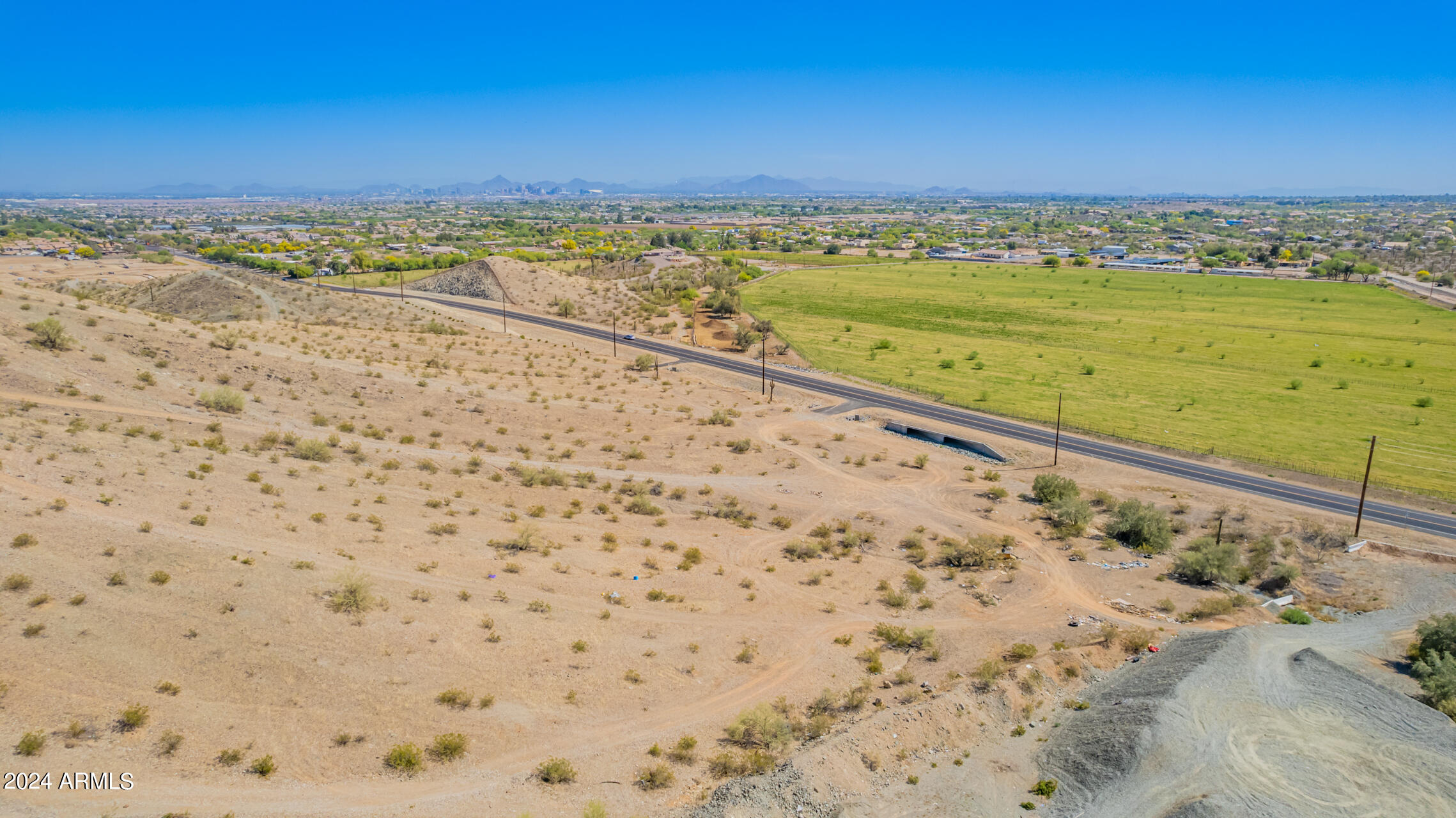 10500 South 35th Avenue, Unit MB Laveen, AZ 85339 - Photo 13 of 15 a view of an ocean beach